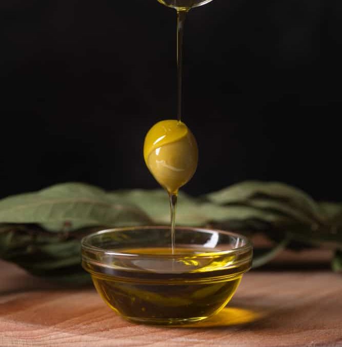 Descubre los beneficios del aceite de oliva para reducir el colesterol